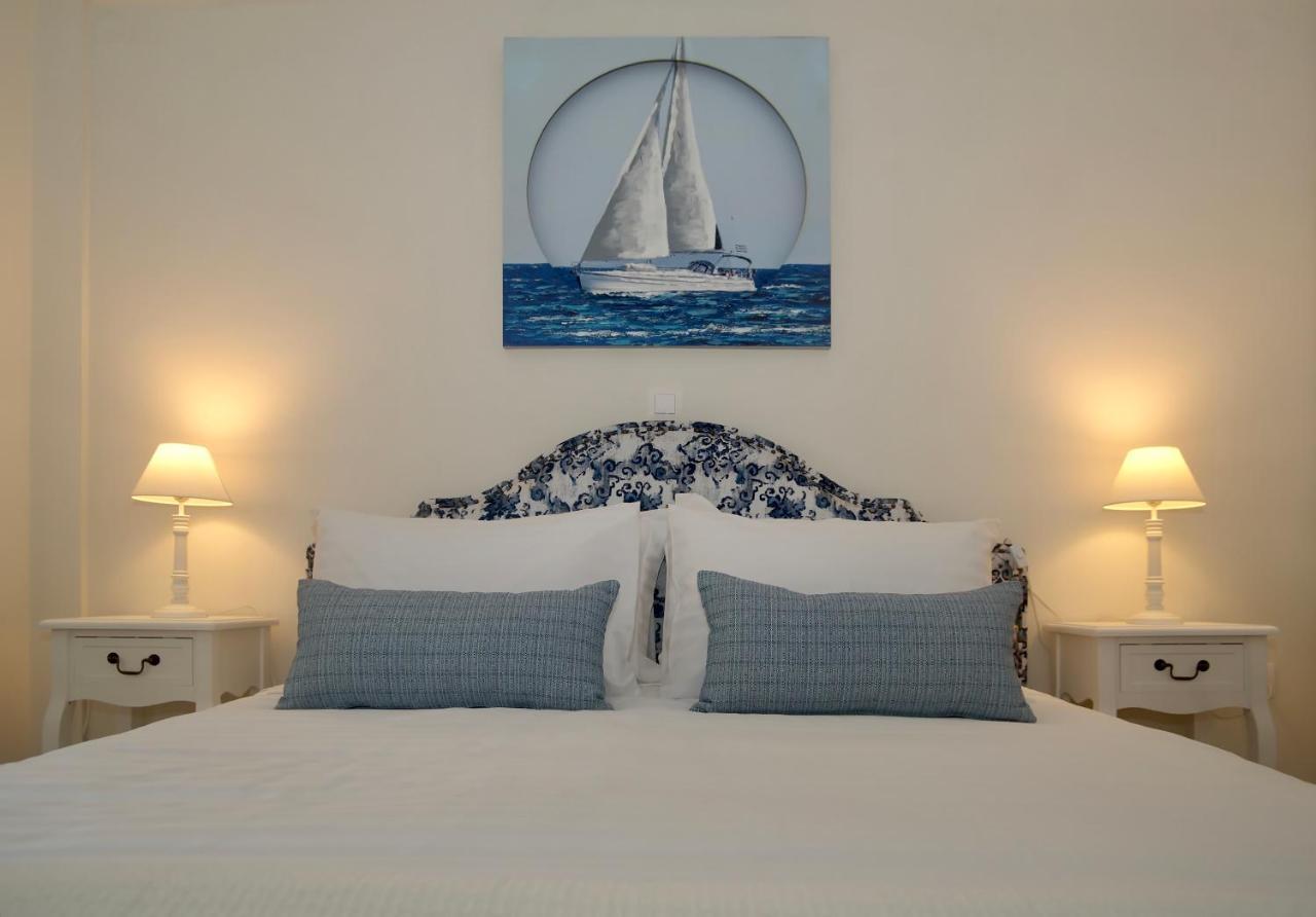 The Bluehouse - Spacious Top Floor Flat With Parking, By Mon Repos Beach Corfu  المظهر الخارجي الصورة