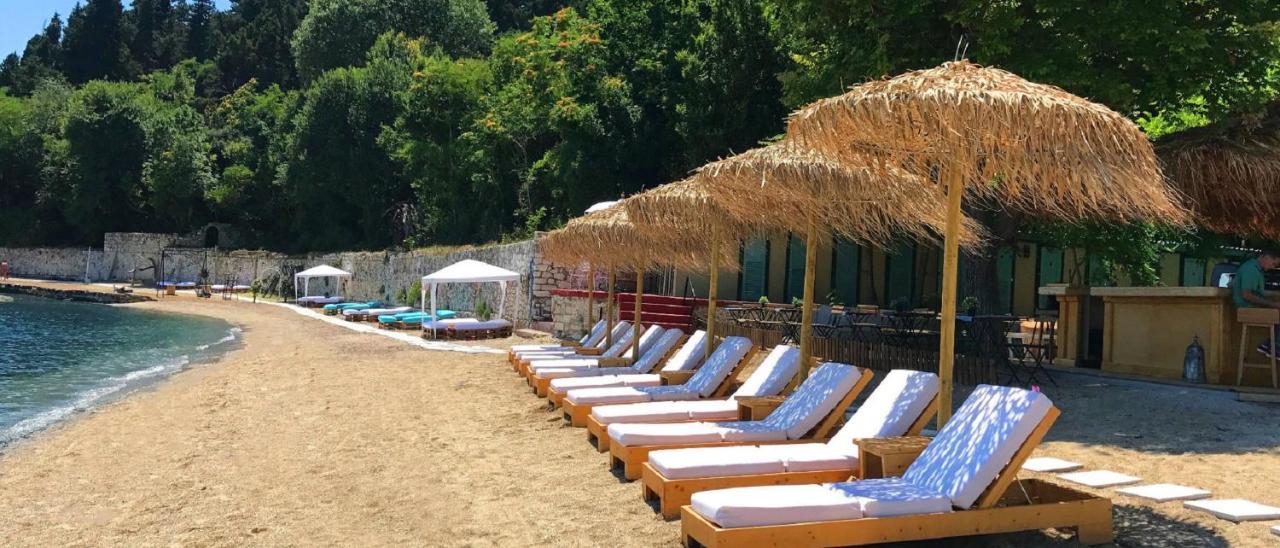 The Bluehouse - Spacious Top Floor Flat With Parking, By Mon Repos Beach Corfu  المظهر الخارجي الصورة